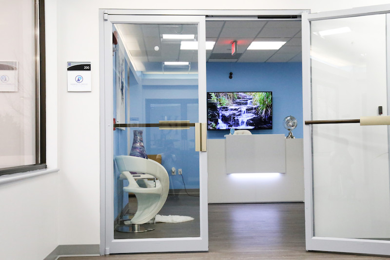 Fort Washington Live Receptionist and Business Address Lobby