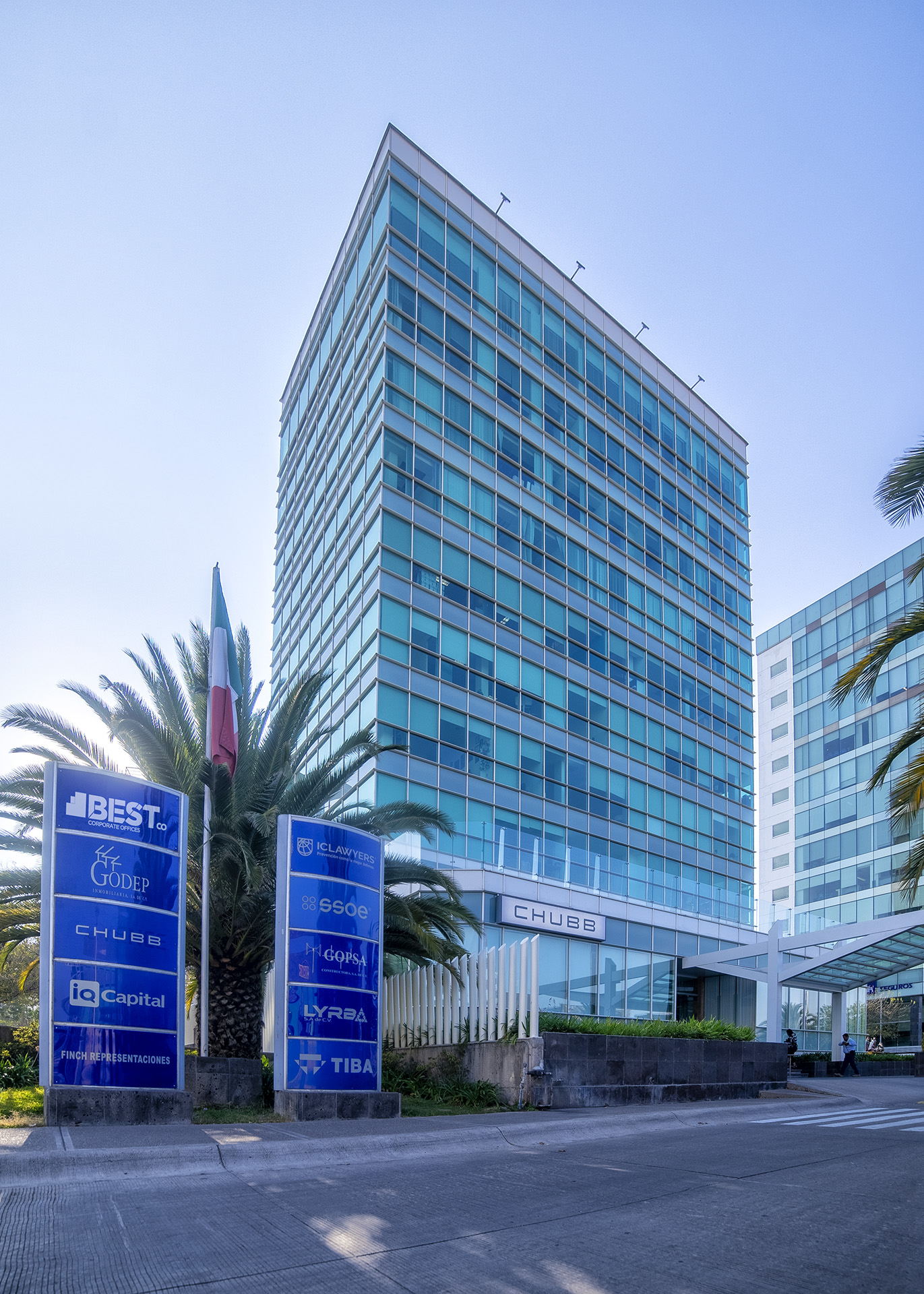 Leon Business Address - Building Location
