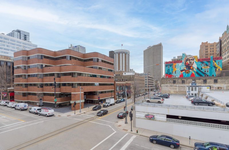 Milwaukee Virtual Business Address, Office Location