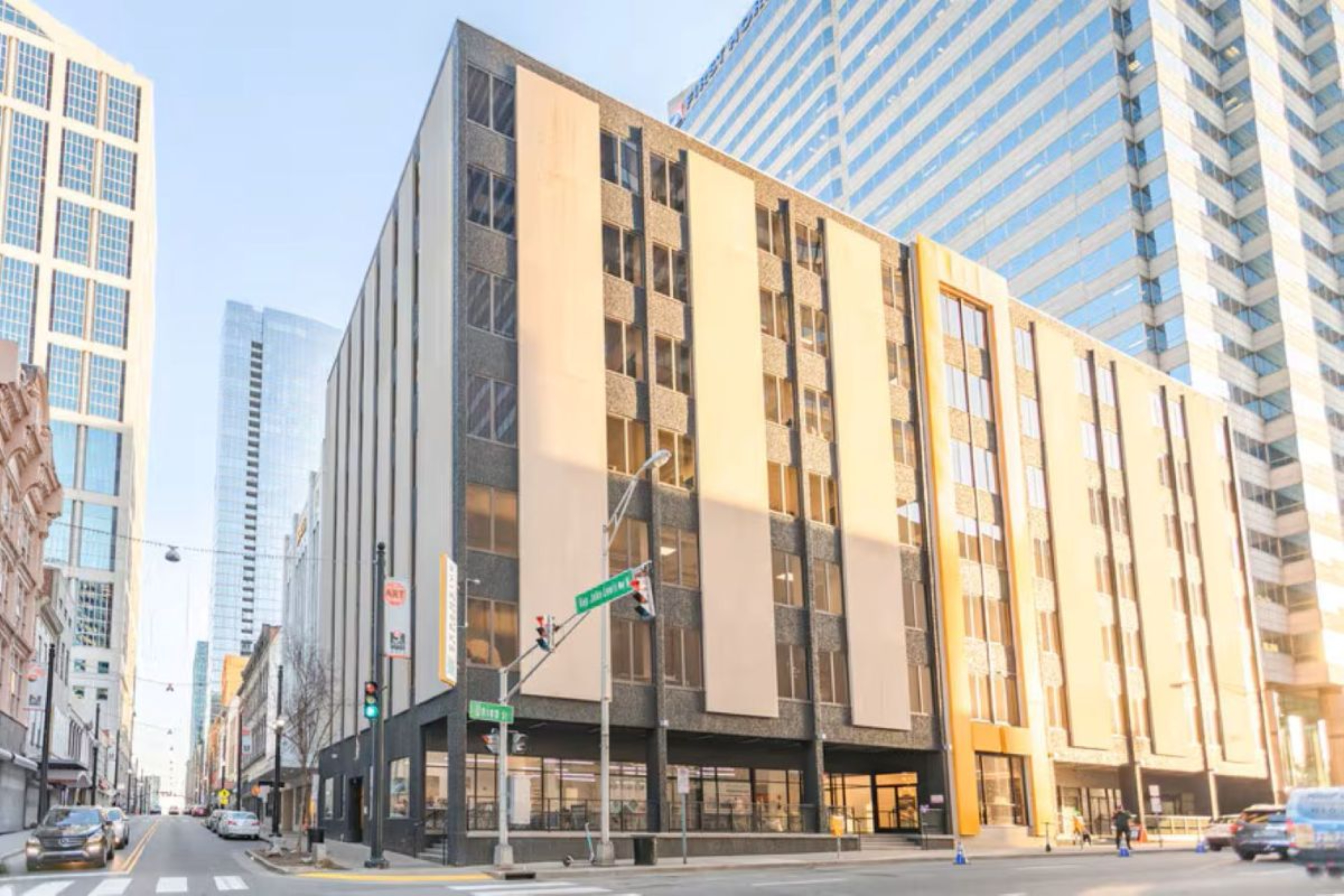 501 Union Street Suite 400, Nashville, 
                            TN
             
             37219