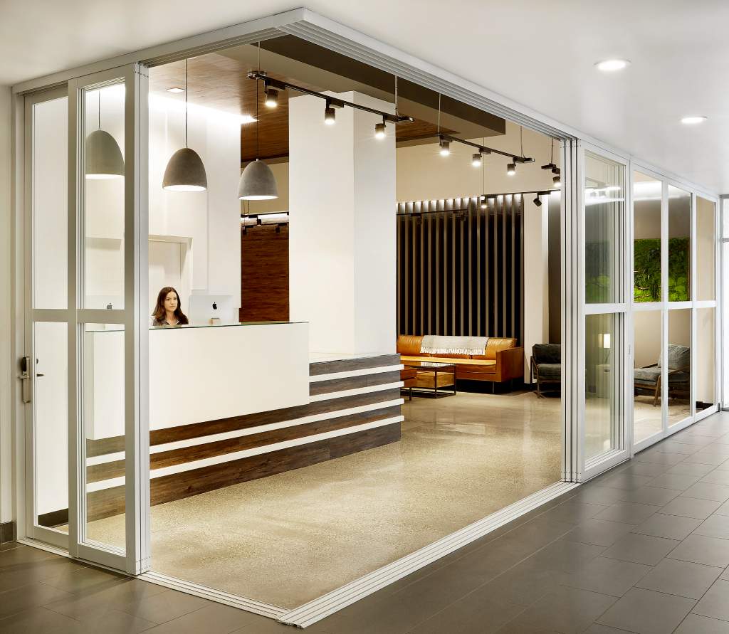 Los Angeles Live Receptionist and Business Address Lobby